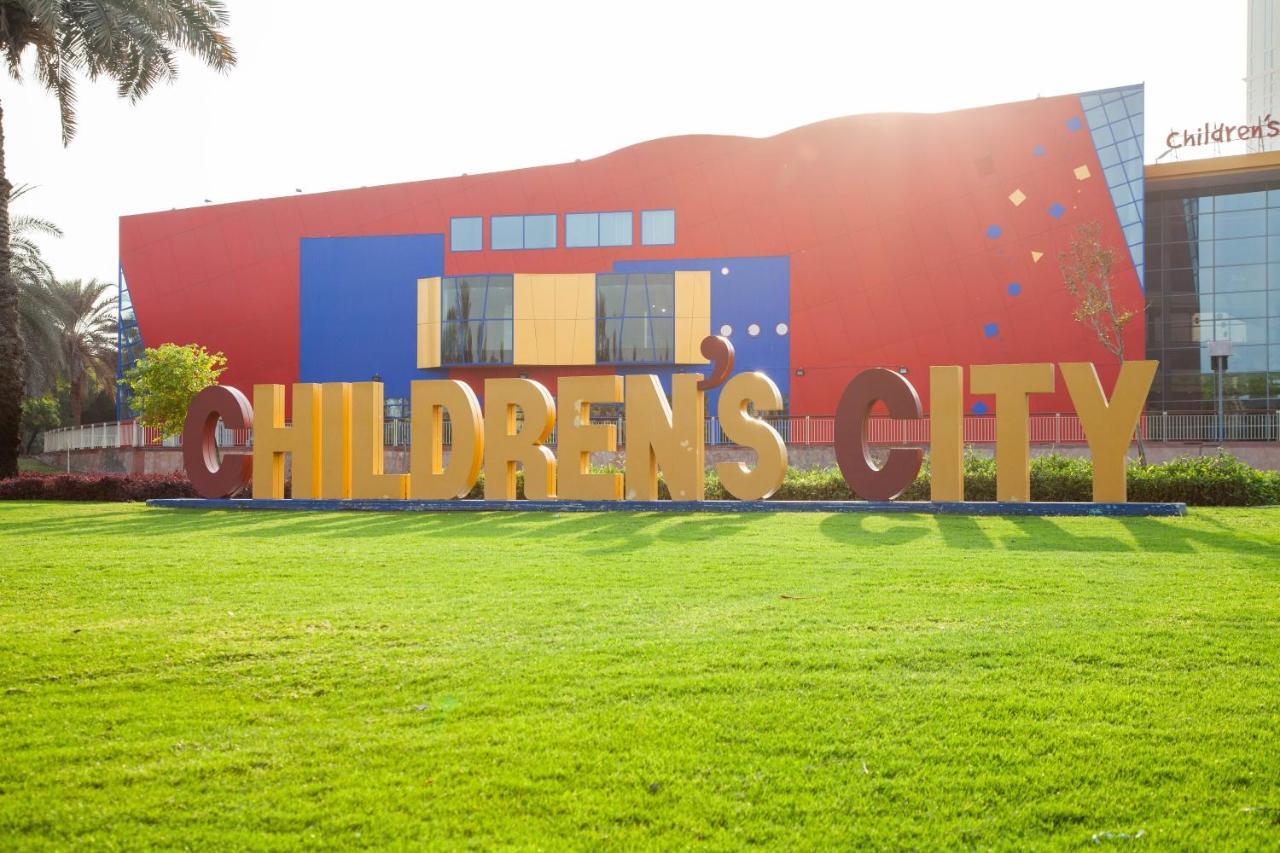 Moevenpick Hotel Apartments Al Mamzar Dubaj Exteriér fotografie Children's City